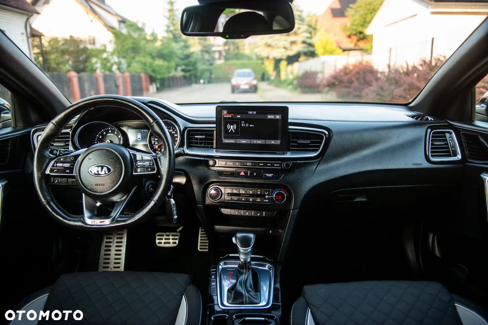 Kia ProCeed 1.4 T-GDI GT Line DCT - 28