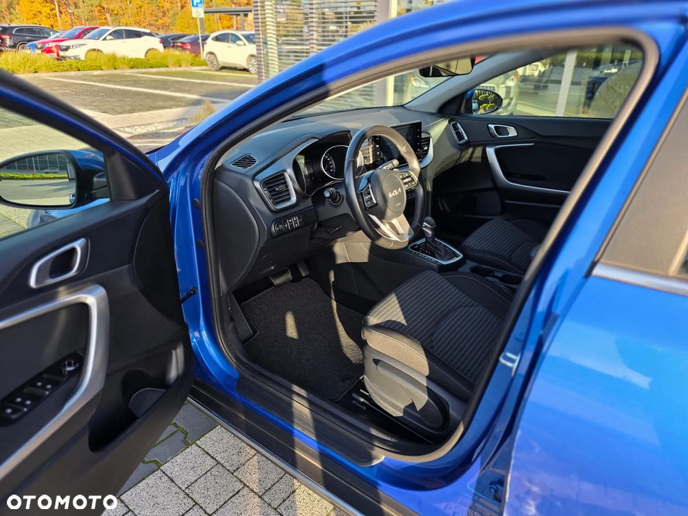 Kia XCeed 1.5 T-GDI L Business Line DCT - 16