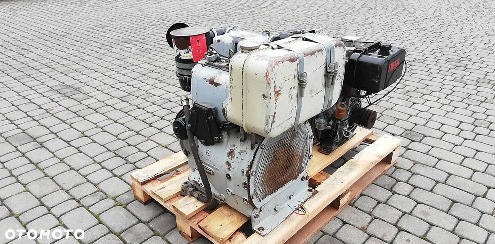 SILNIK HATZ Z790 / Z 790 2500 rpm 89 NH 5691 zł netto - 5