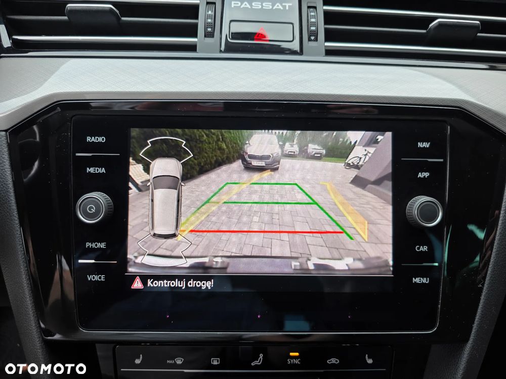 Volkswagen Passat 2.0 TDI EVO Business DSG - 18