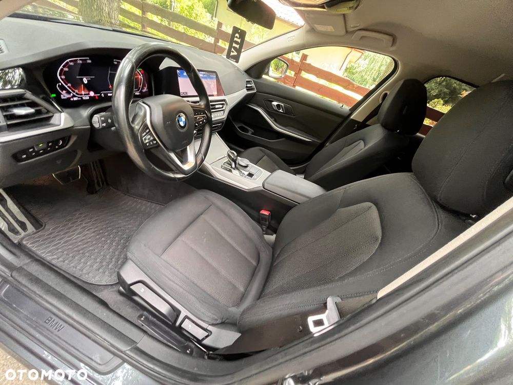 BMW Seria 3 318d Luxury Line Purity - 10