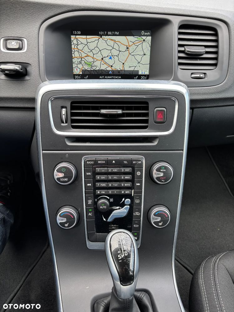 Volvo V60 D3 Geartronic Linje Business - 23