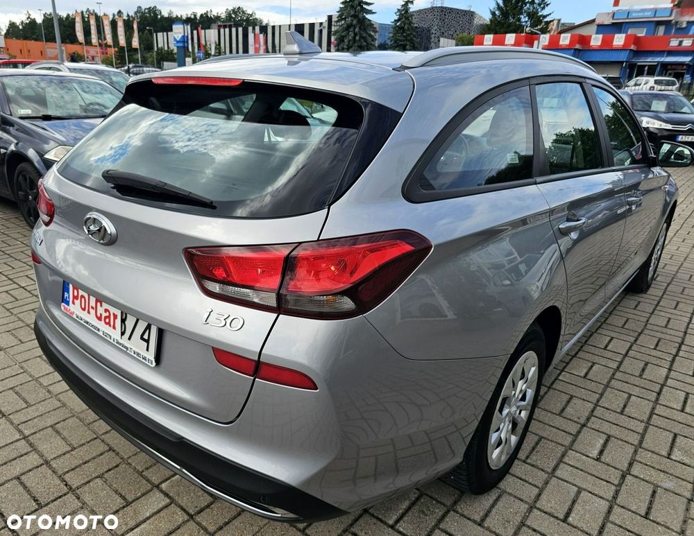 Hyundai i30 1.5 DPI Modern - 11