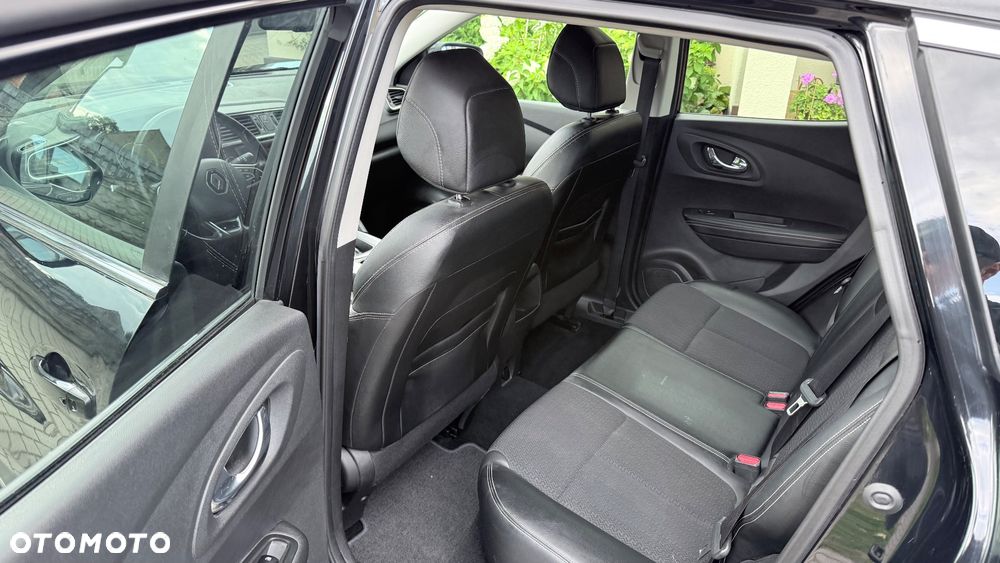 Renault Kadjar Energy dCi 110 EDC XMOD - 14