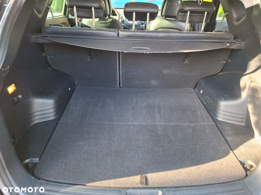 Hyundai ix35 1.7 CRDi Comfort 2WD - 8