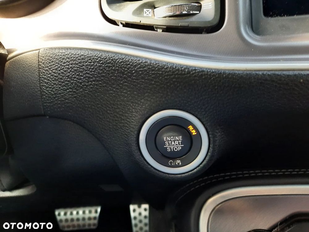 Dodge Challenger 3.6 SXT - 29