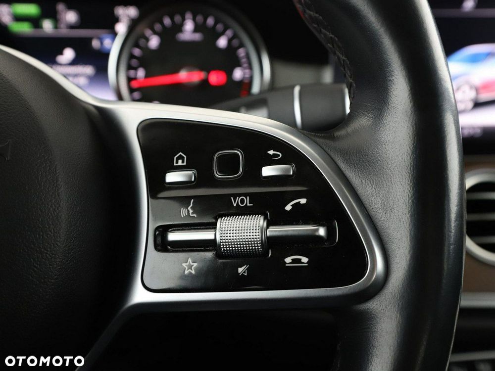 Mercedes-Benz Klasa E - 31