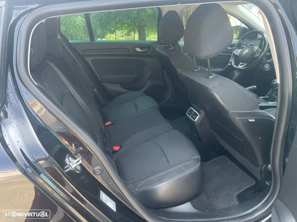 Renault Mégane Sport Tourer ENERGY dCi 110 ECO2 EXPERIENCE - 11