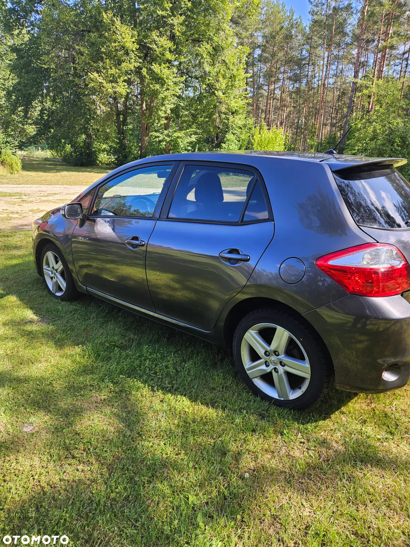 Toyota Auris 2.0 D-4D - 2