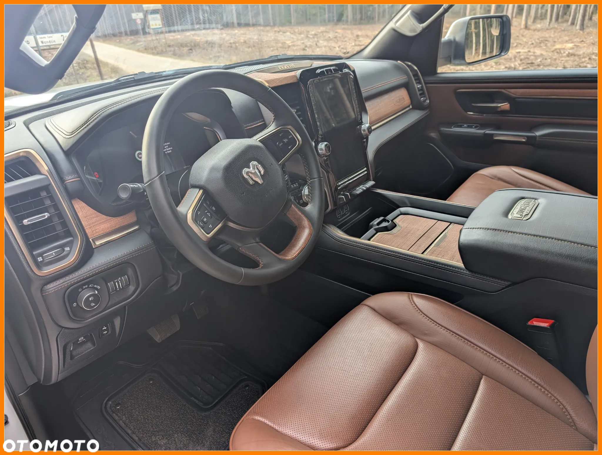 RAM 1500 Crew Cab Longhorn - 13