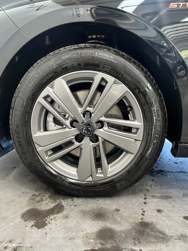 Peugeot 308 1.5 BlueHDi Style EAT8 - 15