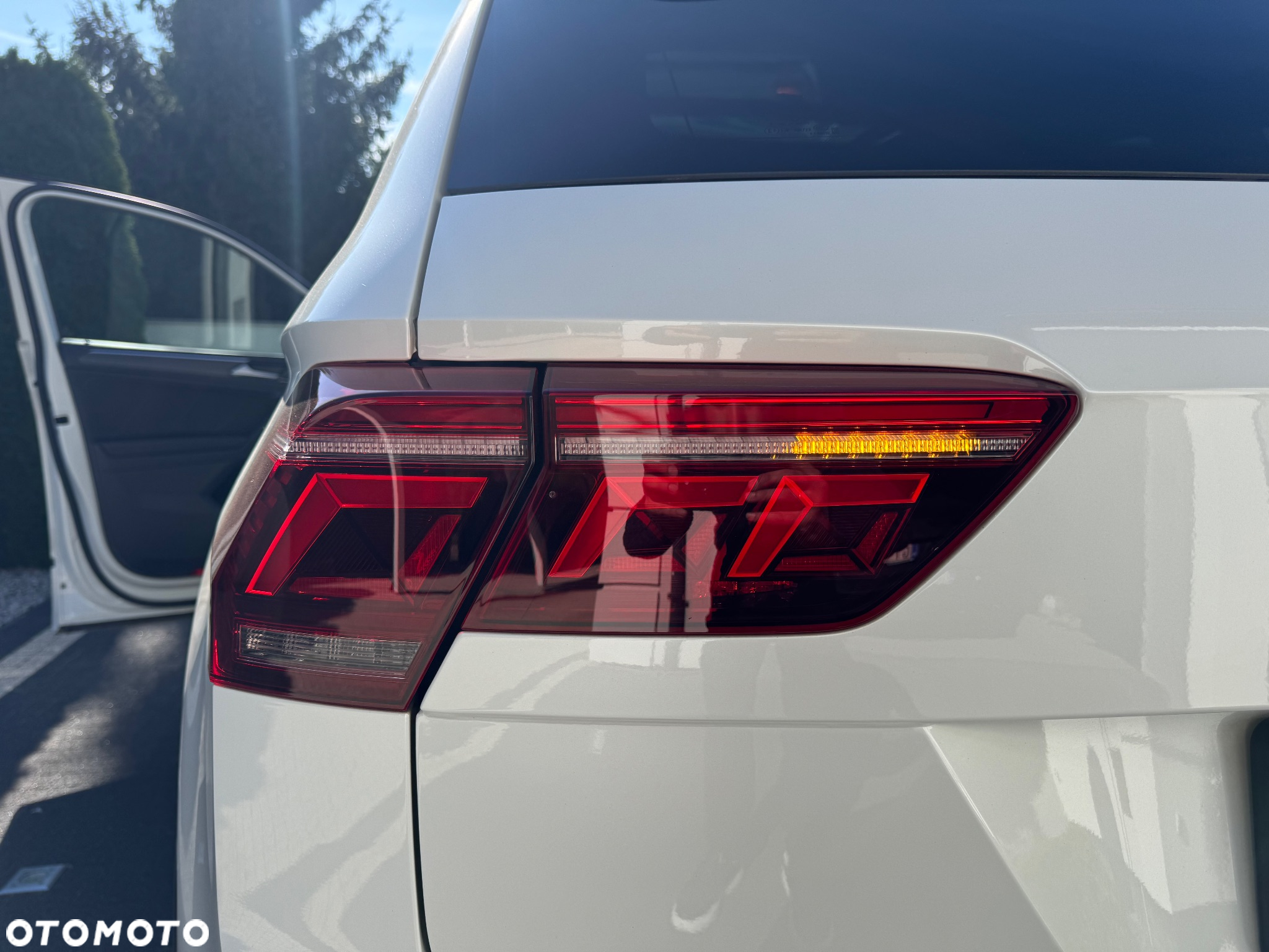 Volkswagen Tiguan 2.0 TSI 4Mot R-Line DSG - 20