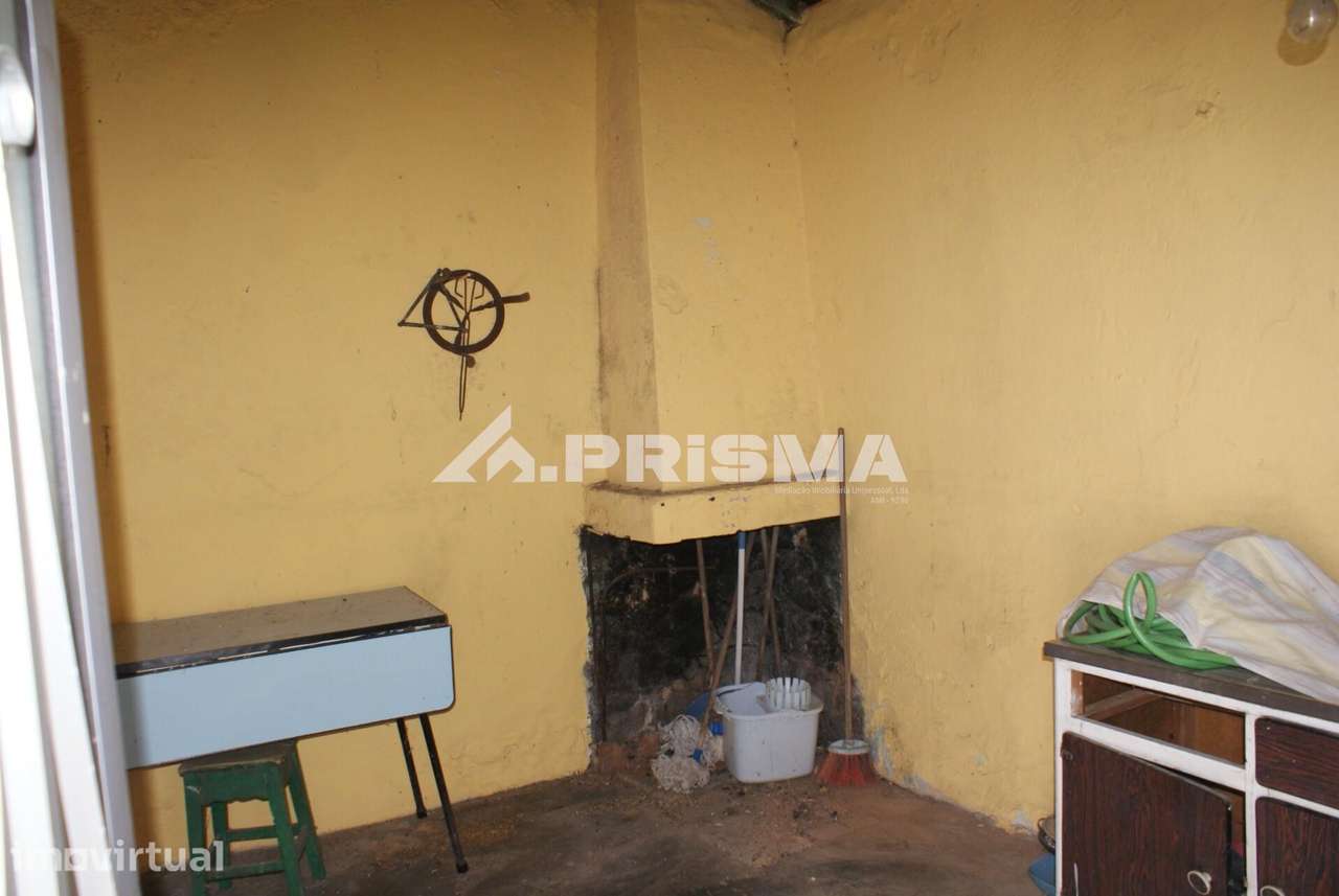 Moradia T2 para venda no Louriçal do Campo - Grande imagem: 3/18