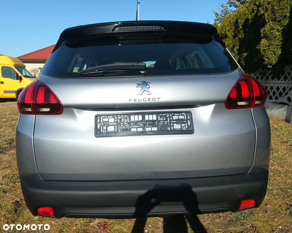 Peugeot 2008 1.6 BlueHDi Style - 6