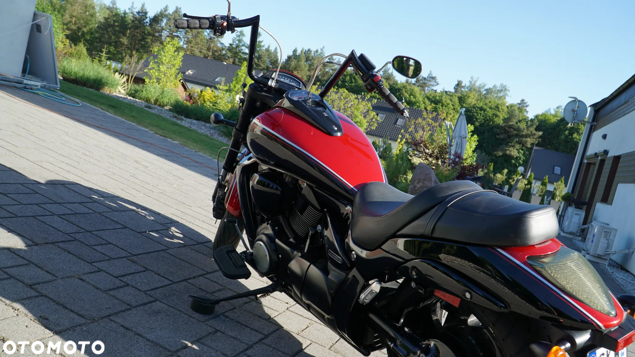Suzuki Intruder - 17