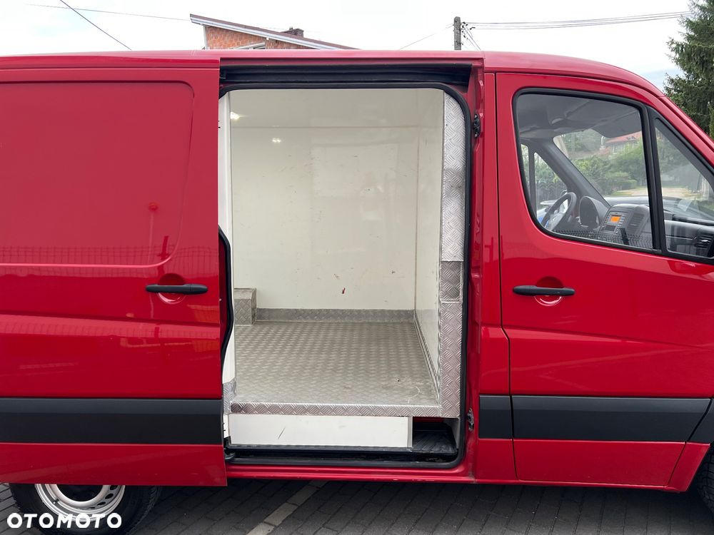 Mercedes-Benz Sprinter - 8