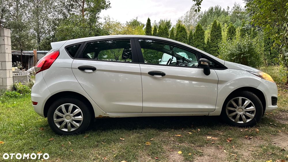 Ford Fiesta - 4