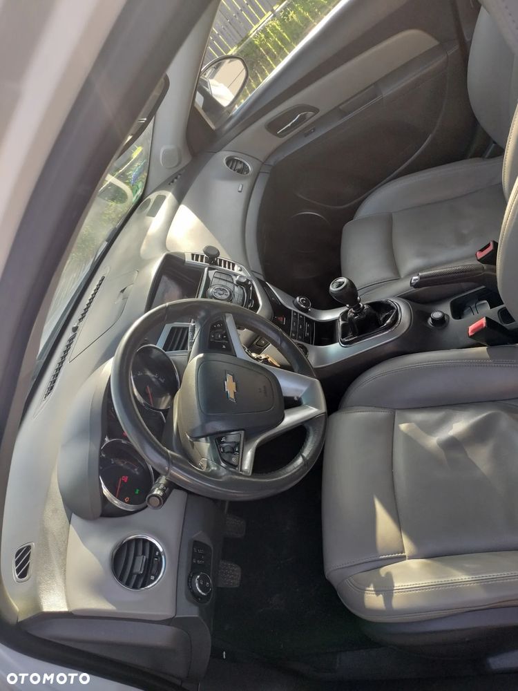 Chevrolet Cruze 1.8 LTZ+ - 2