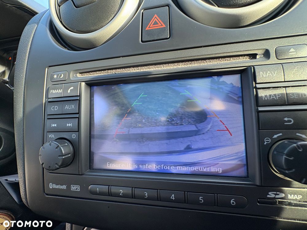 Nissan Qashqai ver-2-0-dci-4x4-tekna - 17