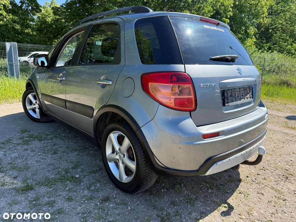 Suzuki SX4 - 5