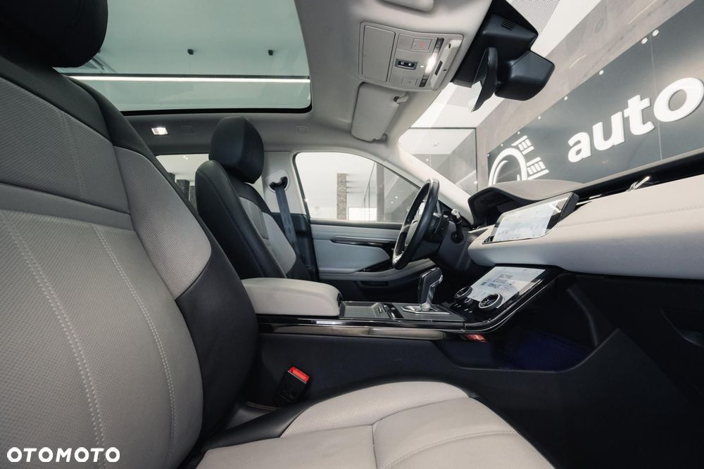 Land Rover Range Rover Evoque 2.0 D180 mHEV R-Dynamic SE - 34