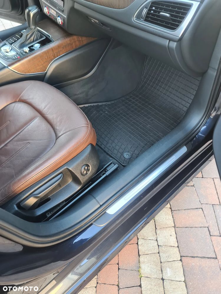 Audi A6 Avant 3.0 TDI Quattro S tronic - 11