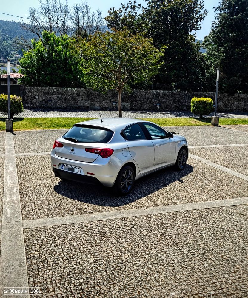 Alfa Romeo Giulietta 1.6 JTDM 16V Sport - 27