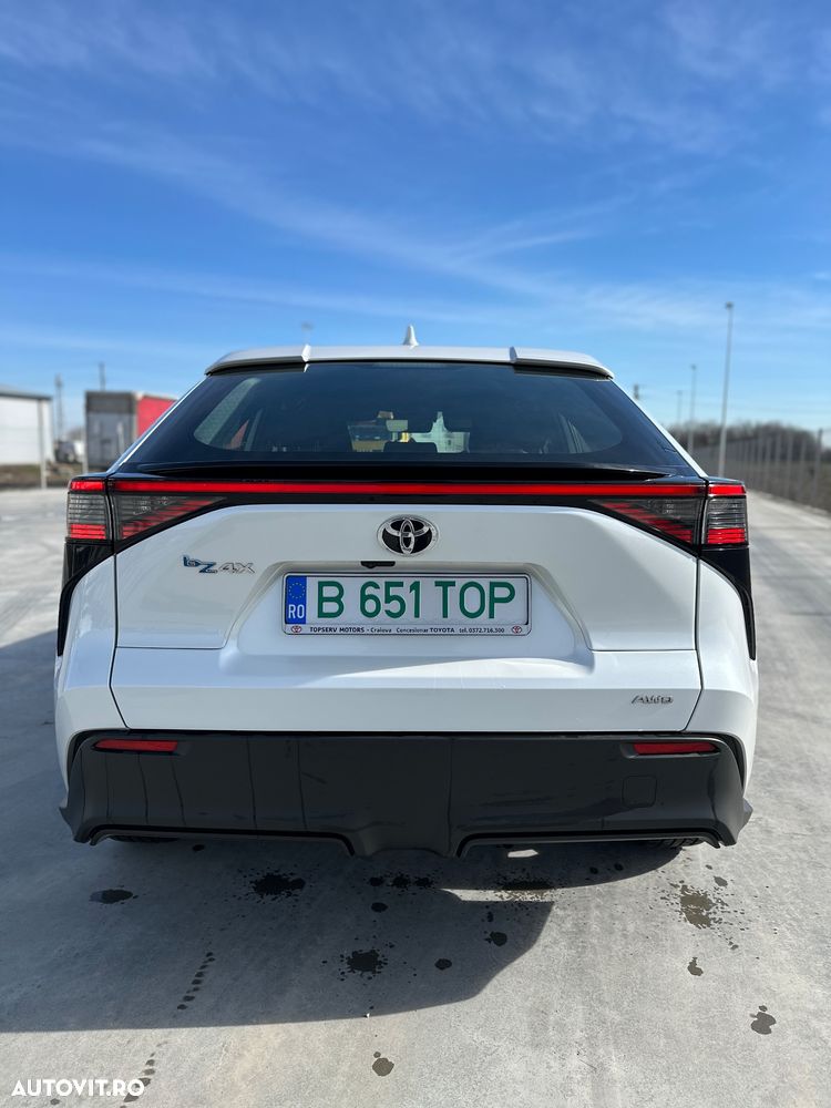 Toyota BZ4X 160 KW AWD (4x4) Dynamic - 7