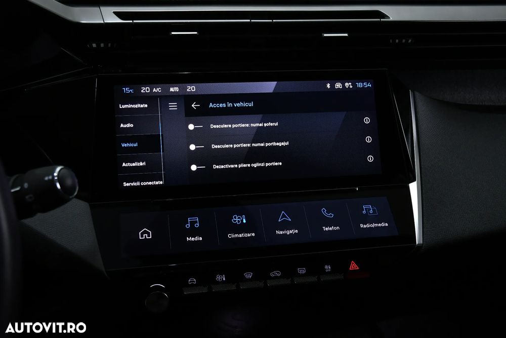 Peugeot 308 SW Plug-In Hybrid 180 e-EAT8 GT - 37