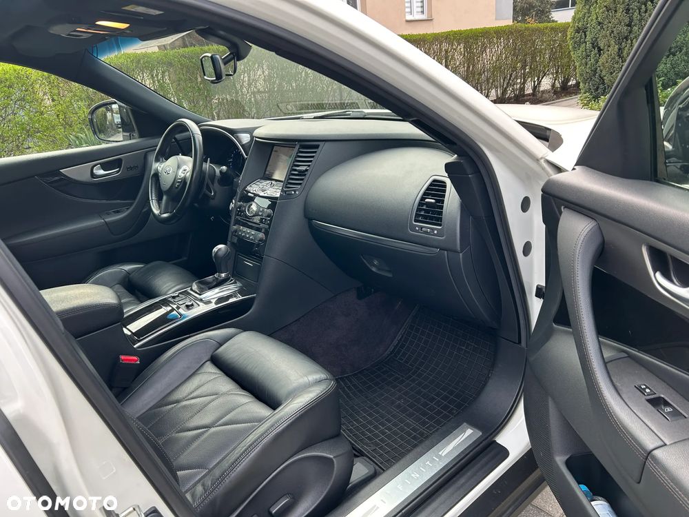 Infiniti QX70 3.7 AWD Design - 20
