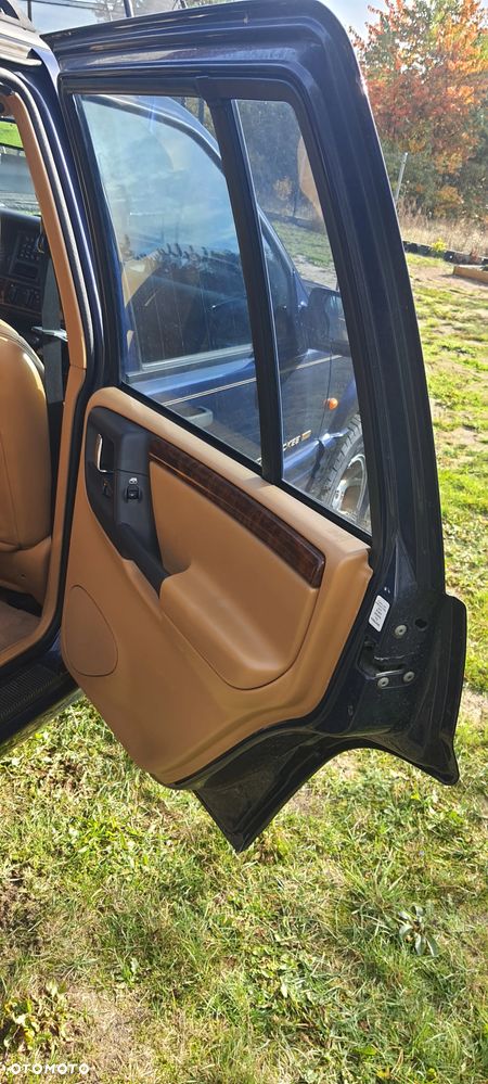 Jeep Grand Cherokee 5.2 Limited - 39