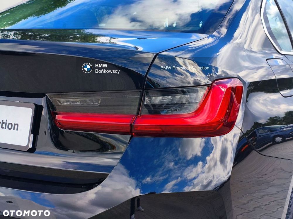 BMW Seria 3 316d - 12