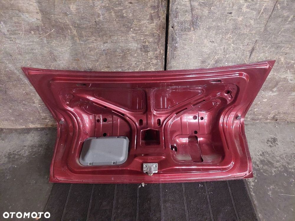 KOMPLETNY TYŁ KLAPA BAGAŻNIKA ZDERZAK TYŁ LAMPY OPEL ASTRA F SEDAN Z549 - 10