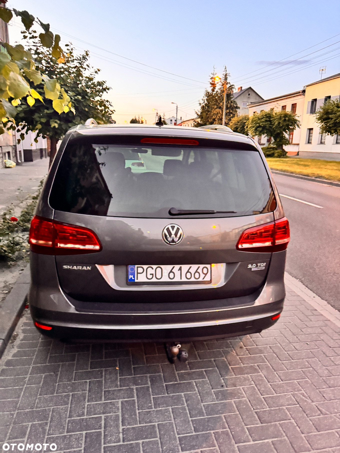 Volkswagen Sharan 2.0 TDI BMT Comfortline - 4