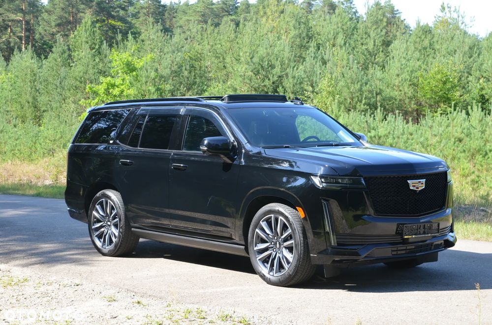 Cadillac Escalade - 2