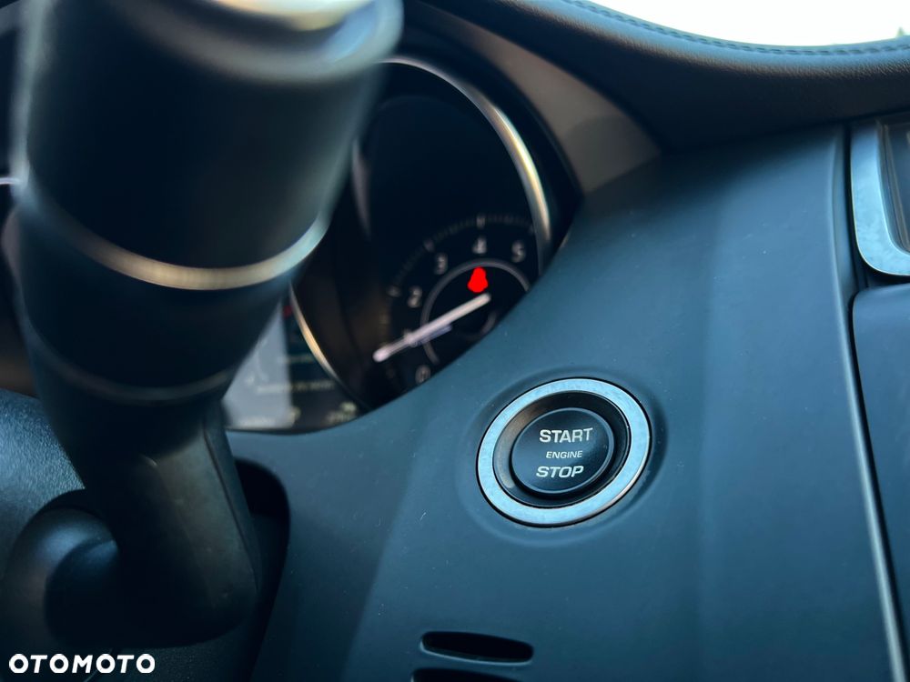 Jaguar E-Pace P200 AWD S - 35