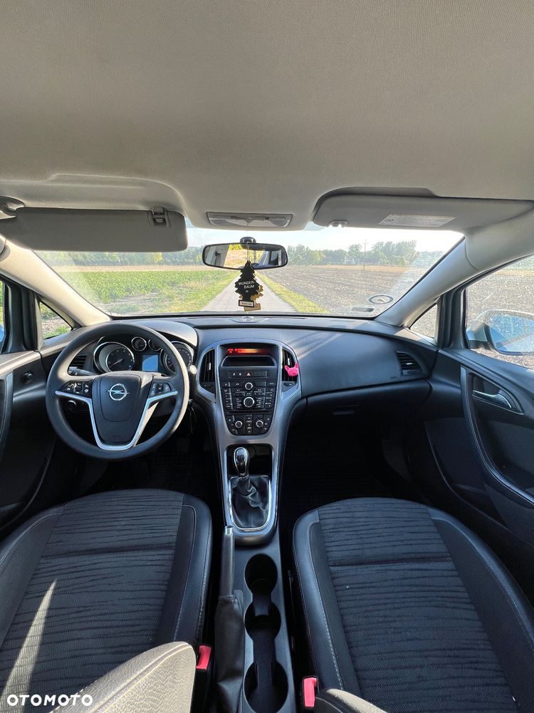 Opel Astra IV 1.6 CDTI Cosmo - 10