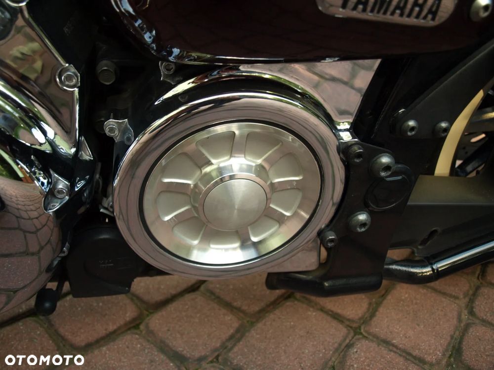 Yamaha Road Star - 16
