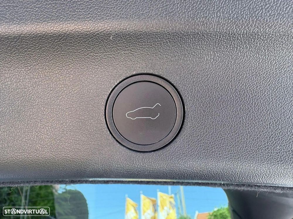 Tesla Model Y Long Range Tração Integral - 28