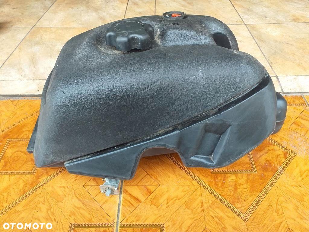 ZBIORNIK PALIWA BAK ARCTIC CAT 250 300 - 5