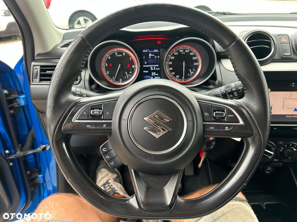 Suzuki Swift 1.2 Premium - 28