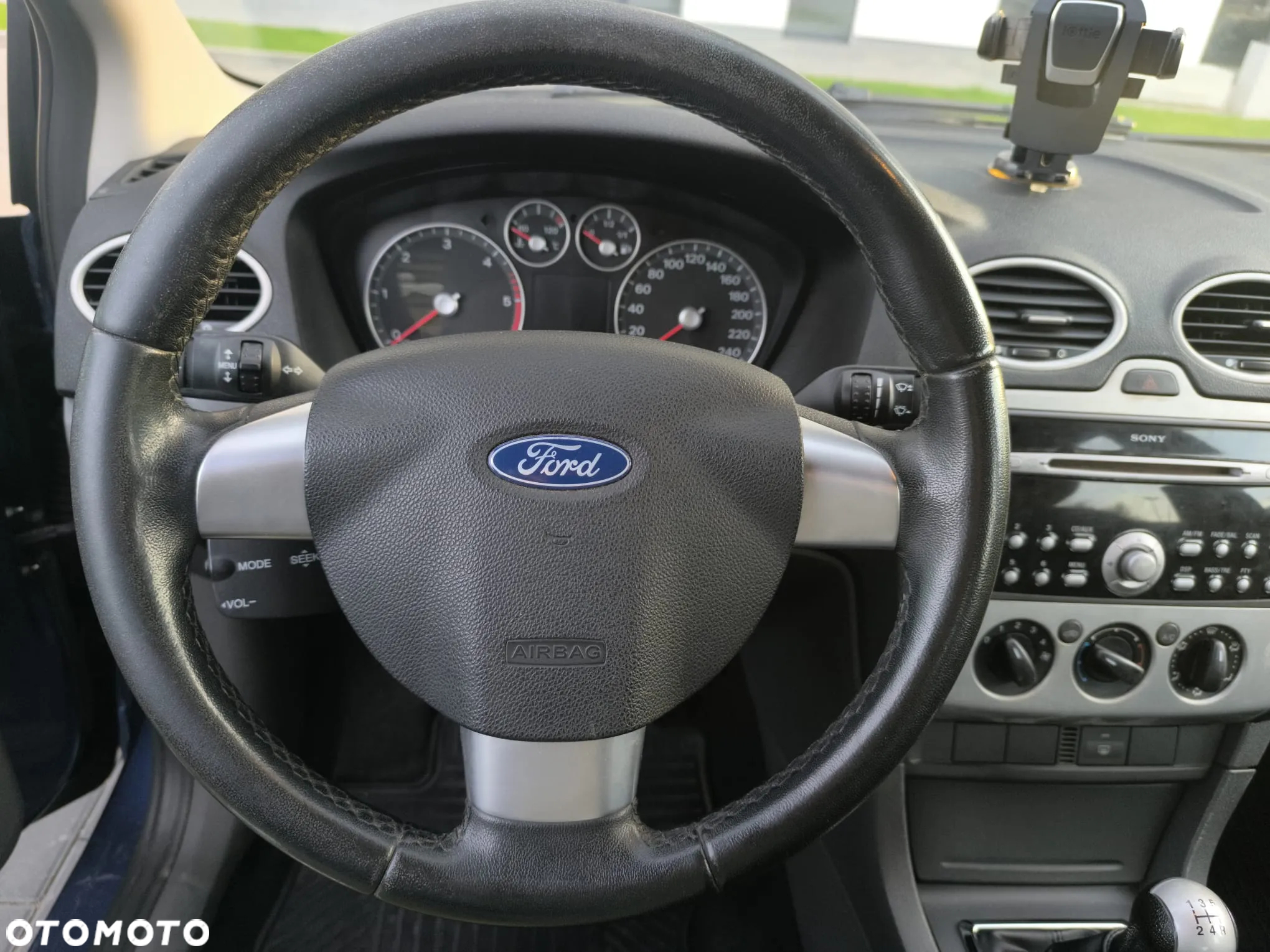 Ford Focus 1.8 TDCi Ghia - 16