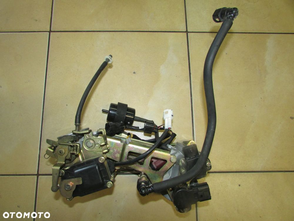 Suzuki DL1000 V-Strom 02-08 przepustnice wtryski stan bdb - 3
