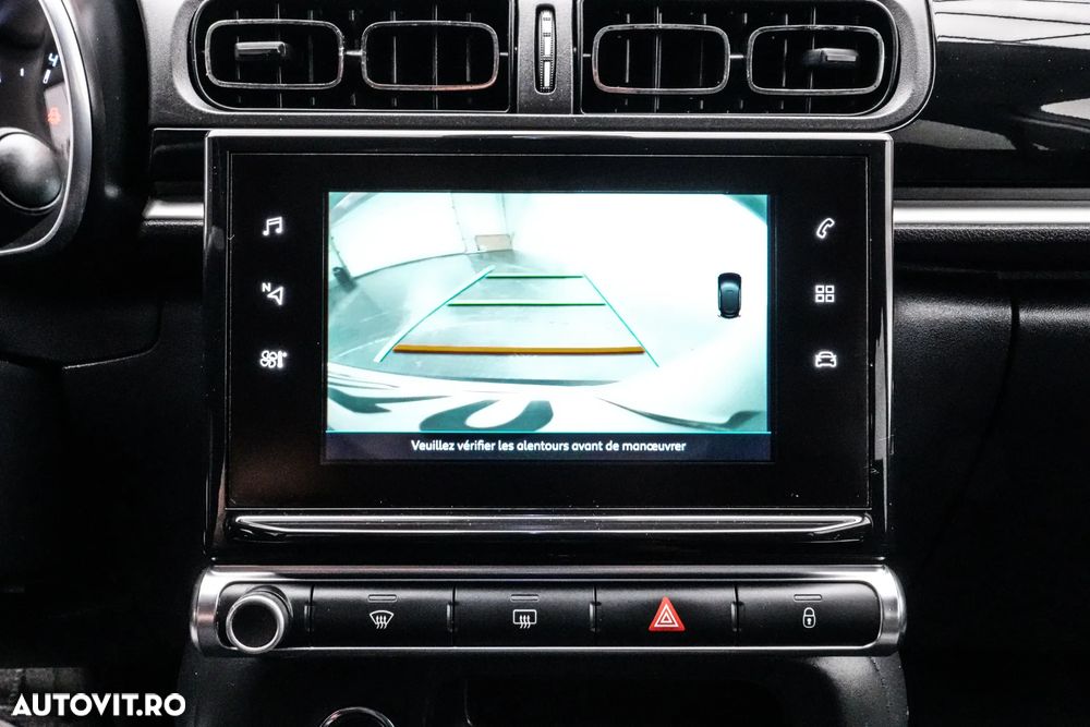 Citroën C3 1.2 PureTech S&S BVM Shine - 20