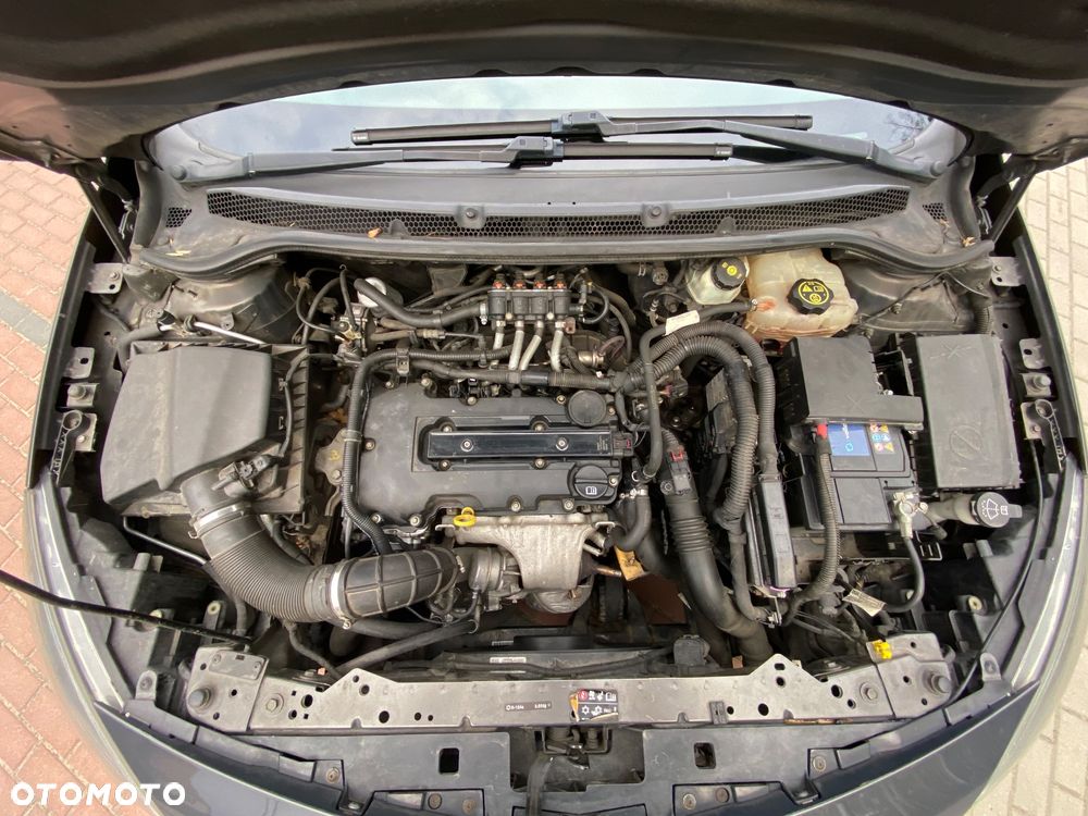 Opel Astra 1.4 Turbo - 21