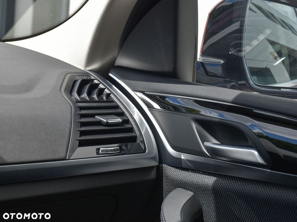 BMW X4 xDrive20d xLine sport - 30