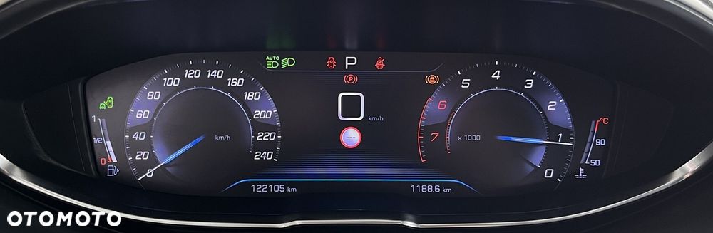 Peugeot 3008 PureTech 130 Stop & Start GPF EAT8 Allure Business-Paket - 11