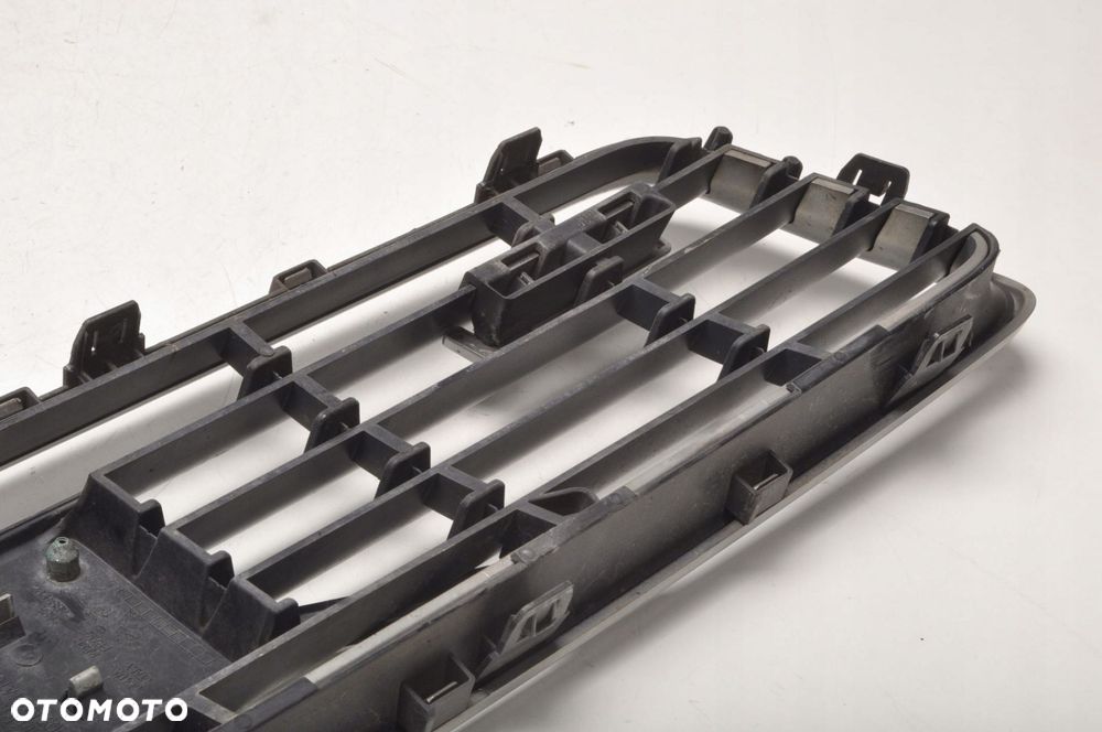 VOLVO C30 ATRAPA GRIL GRILL 30657194 RDESIGN - 10