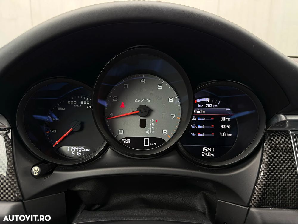 Porsche Macan - 12