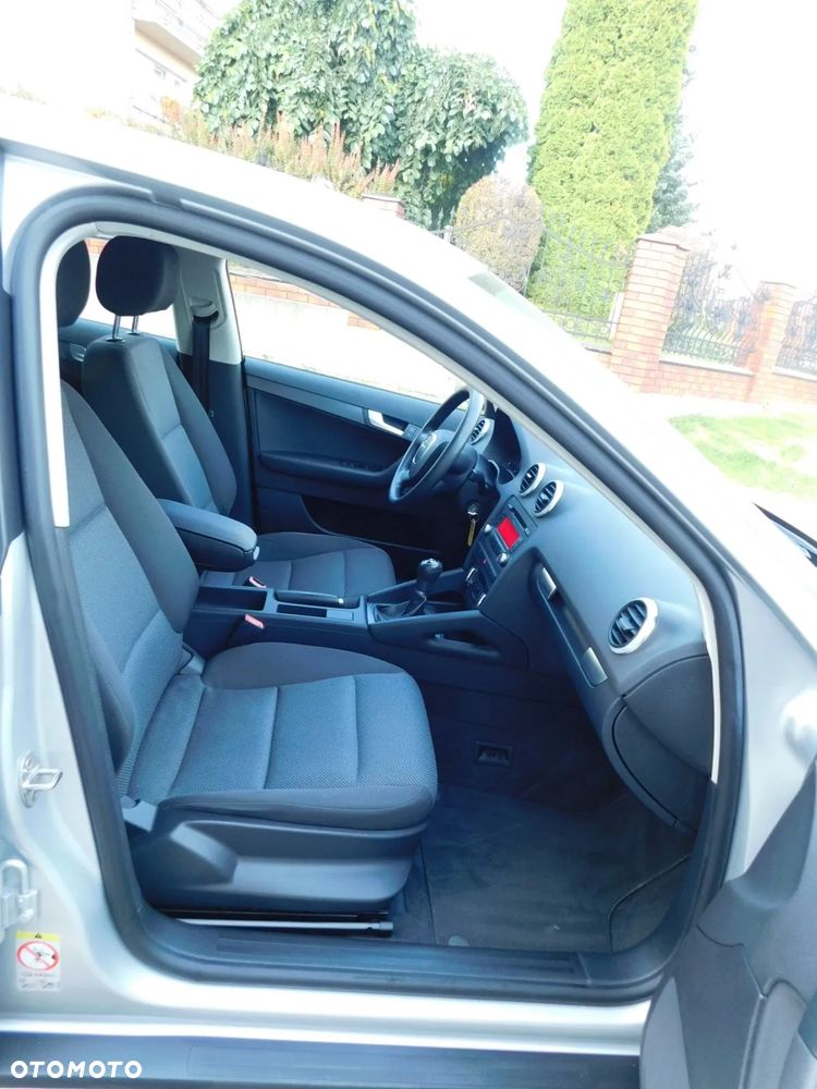Audi A3 Sportback 1.6 Limited Edition - 17